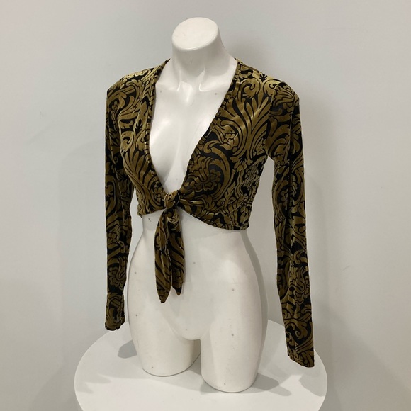 NEW Boohoo Black Gold Damask Velvet Long Sleeve Tie Crop Top M - Picture 3 of 13